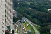 Marina Bay Sands otelinin terasından muhteşem şehir manzaraları