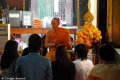 Budist Tayland halkı oldukça dindar